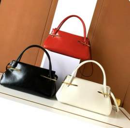 Picture of Givenchy Handbags _SKUfw240171226fw